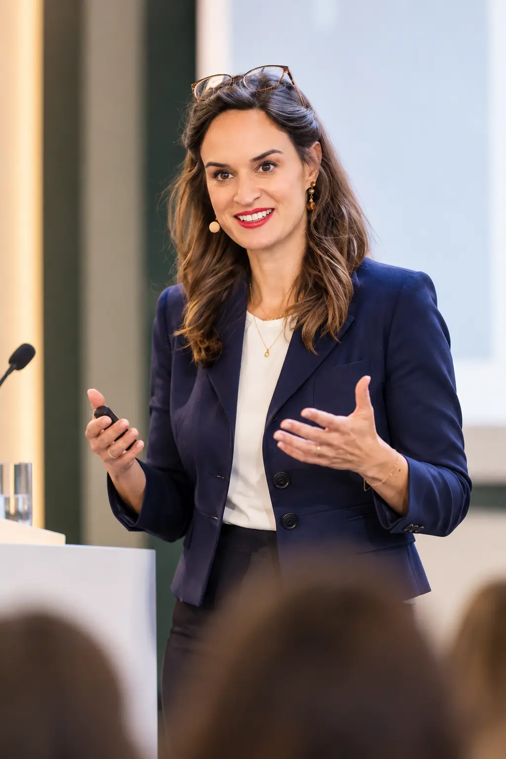 Amrit Rescheneder in Conversation at an Event